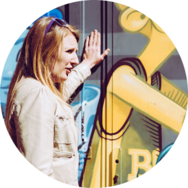 W pełni dostosowany do Twoich zainteresowań i poziomu językowego